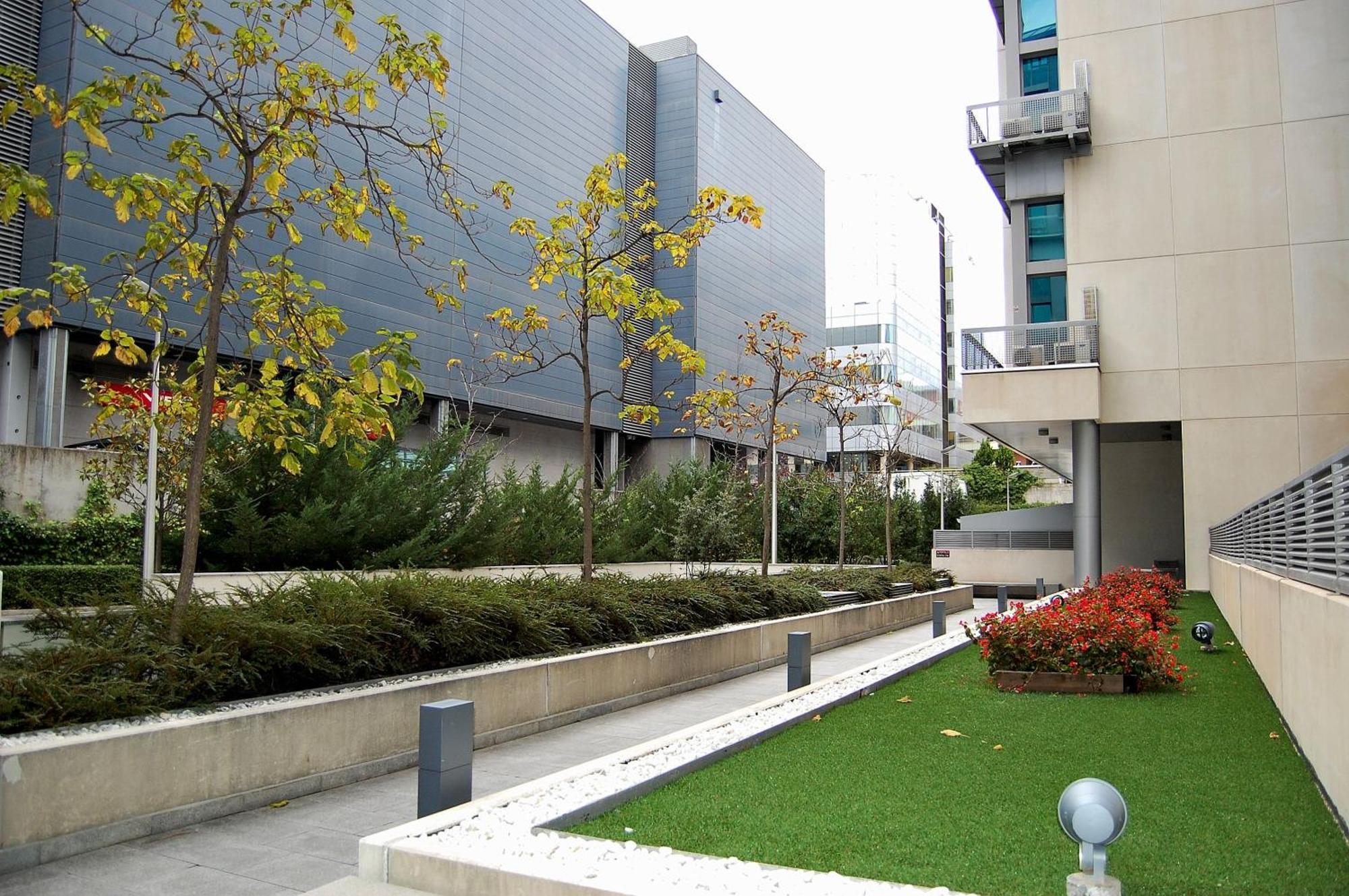 Oshun Sanchinarro Apartment Madrid Ngoại thất bức ảnh